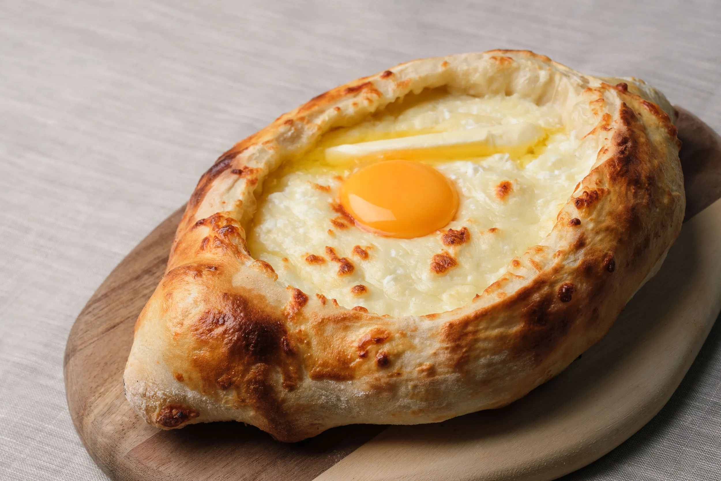 Khachapuri Adjaruli